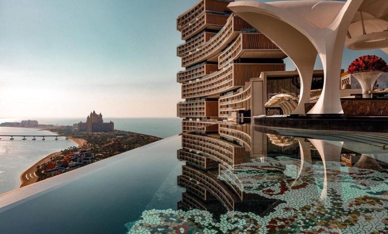 How to Redeem Points for Luxury Hotels and Resorts