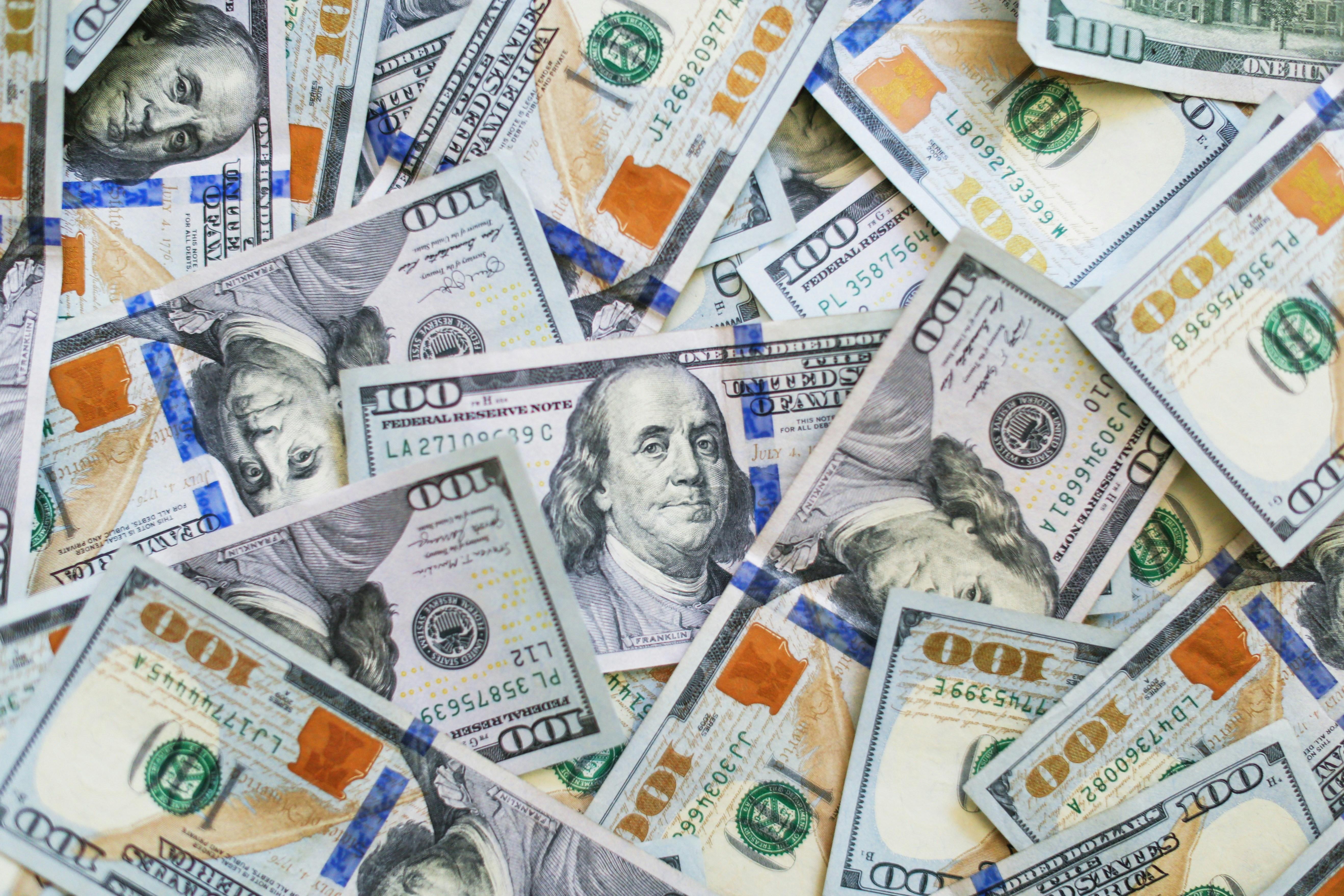 Diving into⁢ Perks:​ Cash Back, Travel, and More