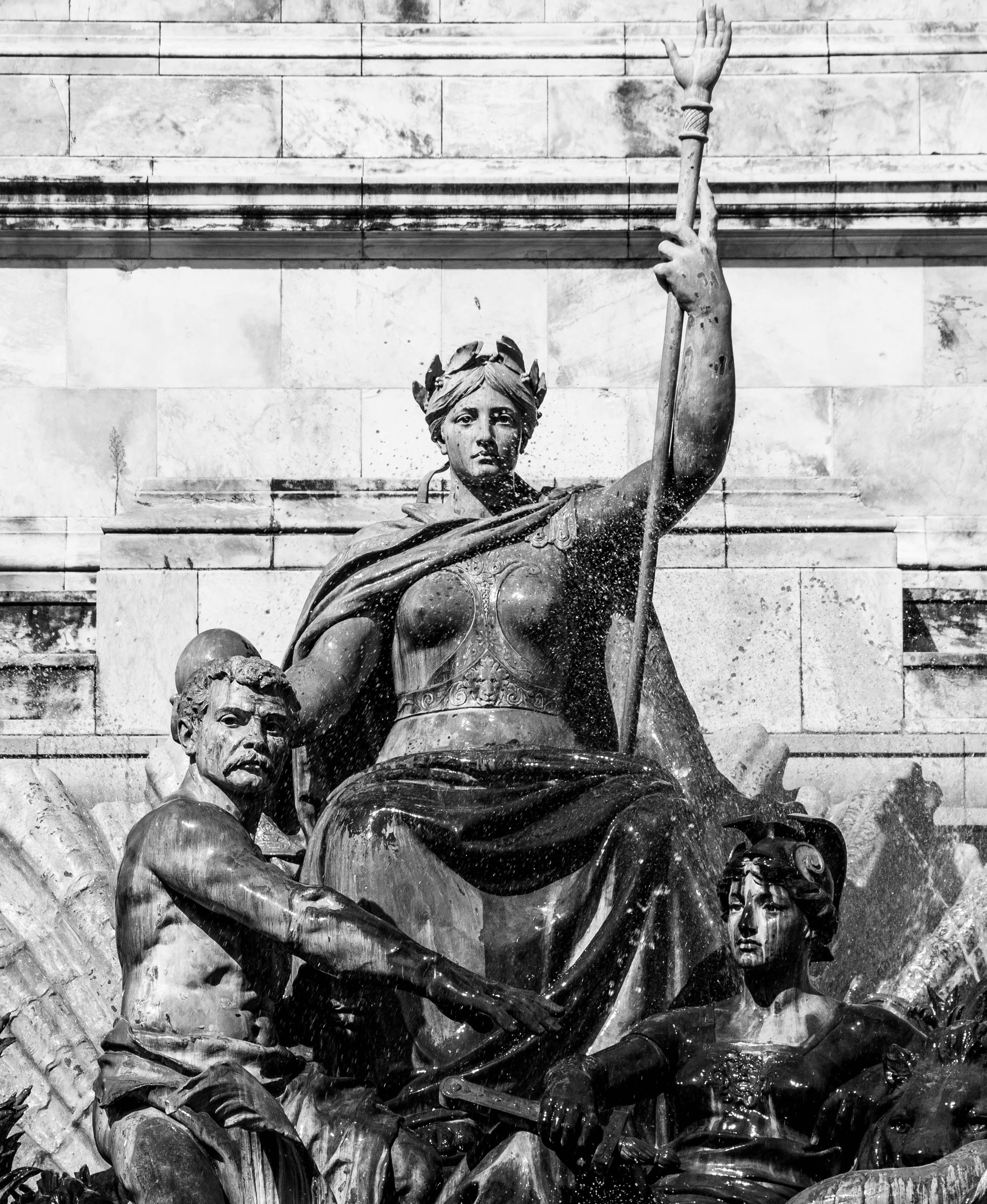 Diving ​Deep into ‍the Perks ⁢and Privileges​ of⁢ Timeless Elite Status