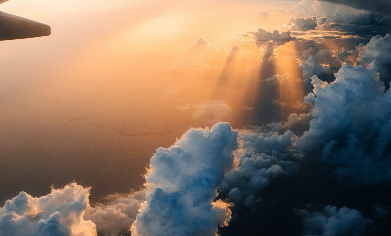 Should You Use Cashback Instead of Points for Travel