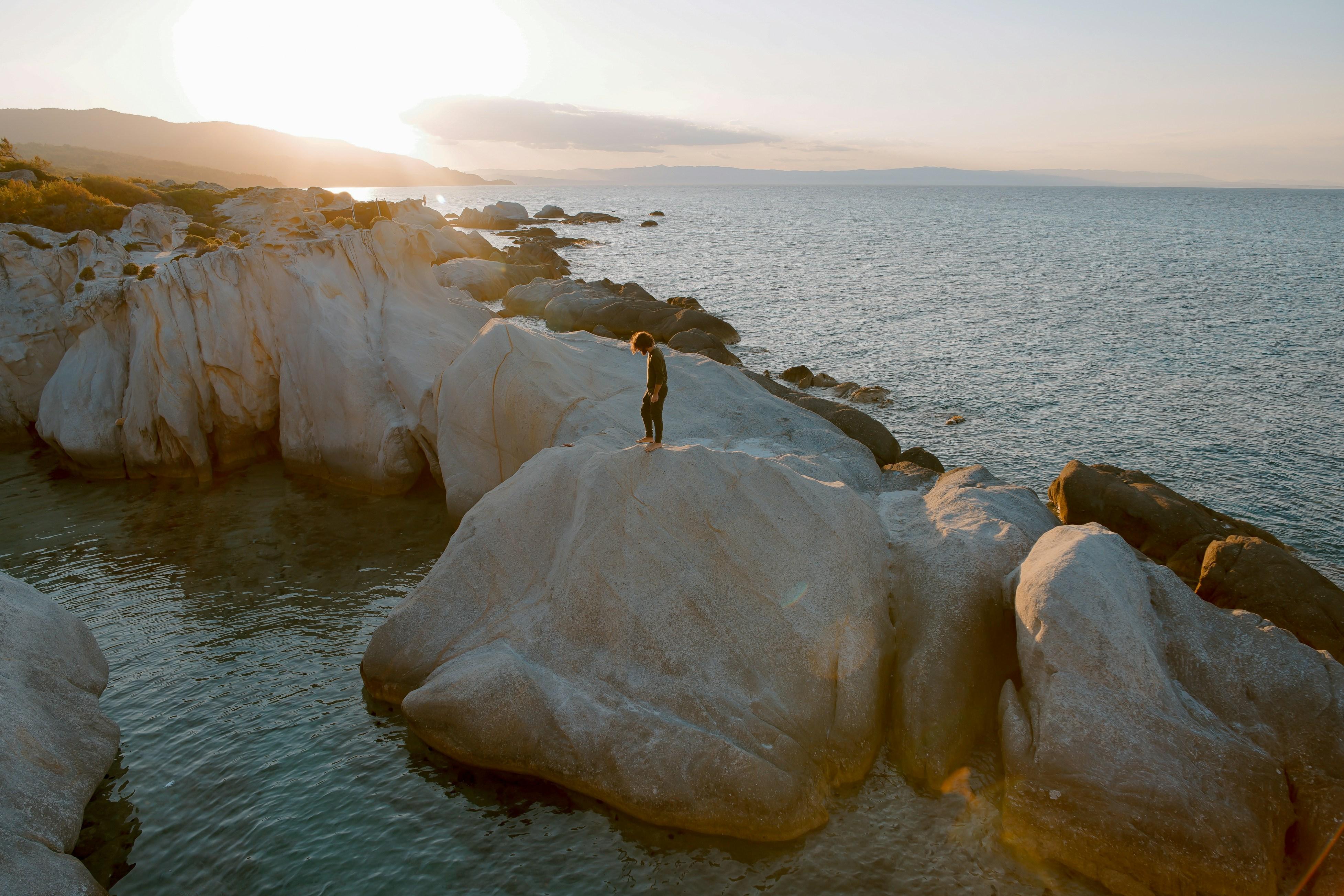 Exploring Coastal Retreats Unlocked by Reward Points
