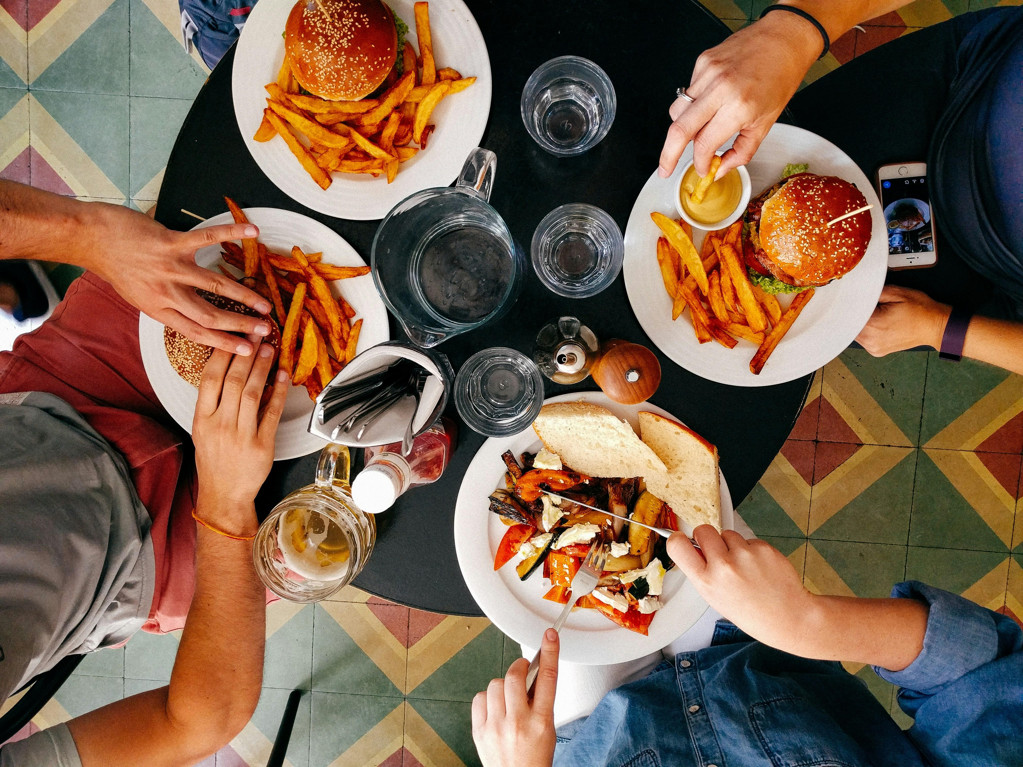 Savor the Benefits: Navigating Dining Rewards Programs