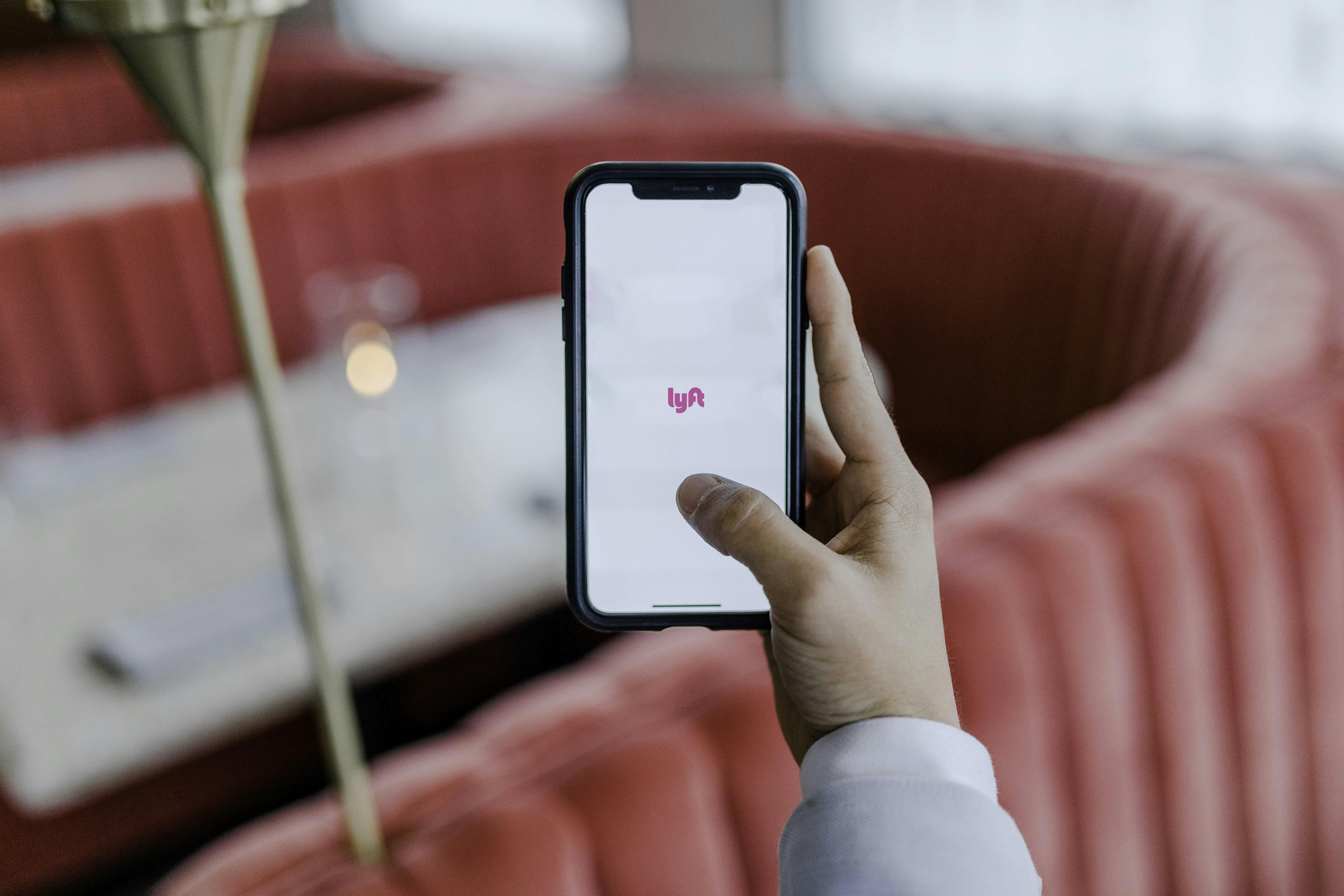 Choosing the Right Travel App for Your Needs