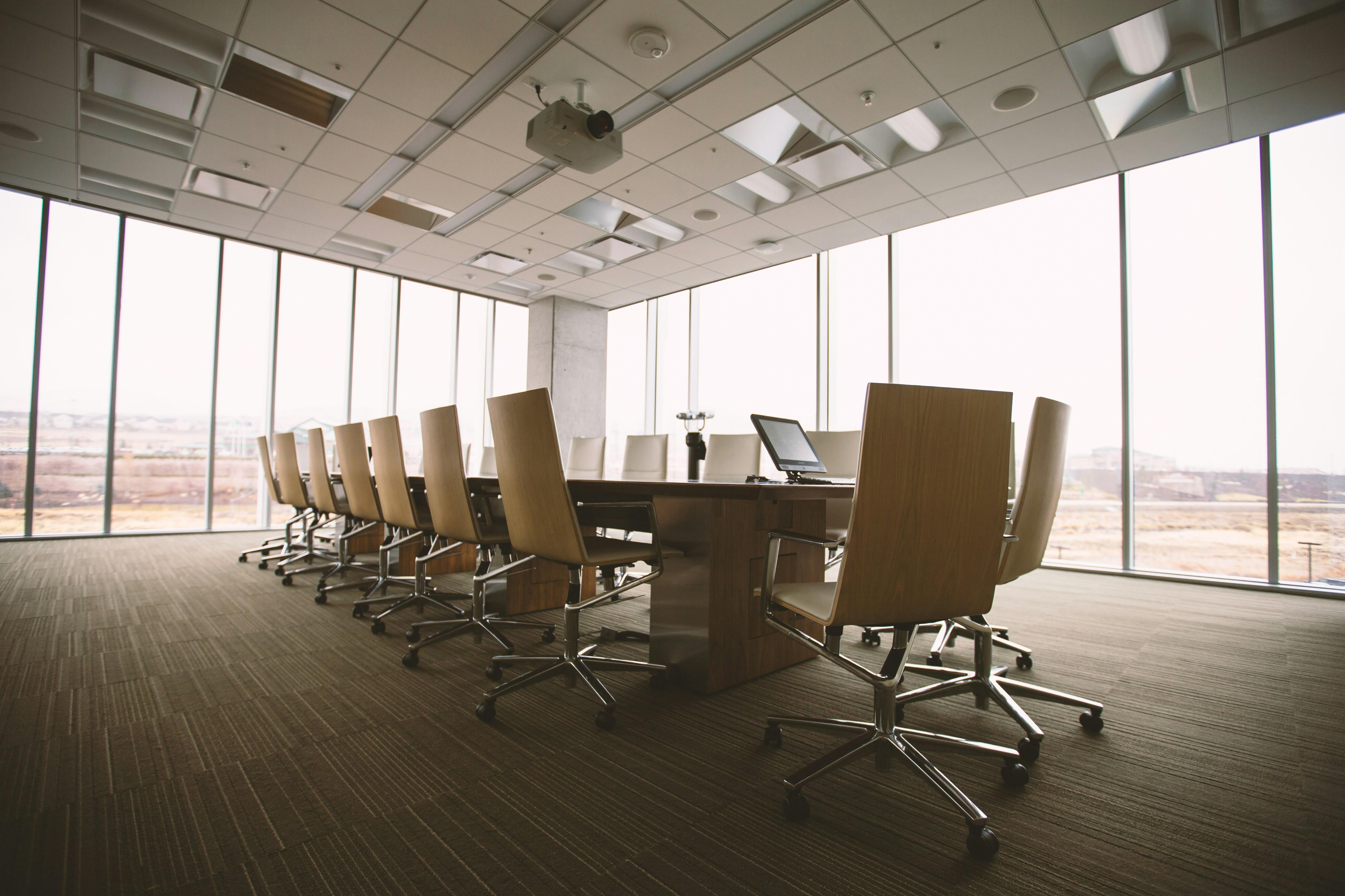 Insider Tips on Redeeming Points for Business Stays