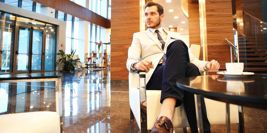 Maximizing Loyalty Programs for Business Travel Accommodations