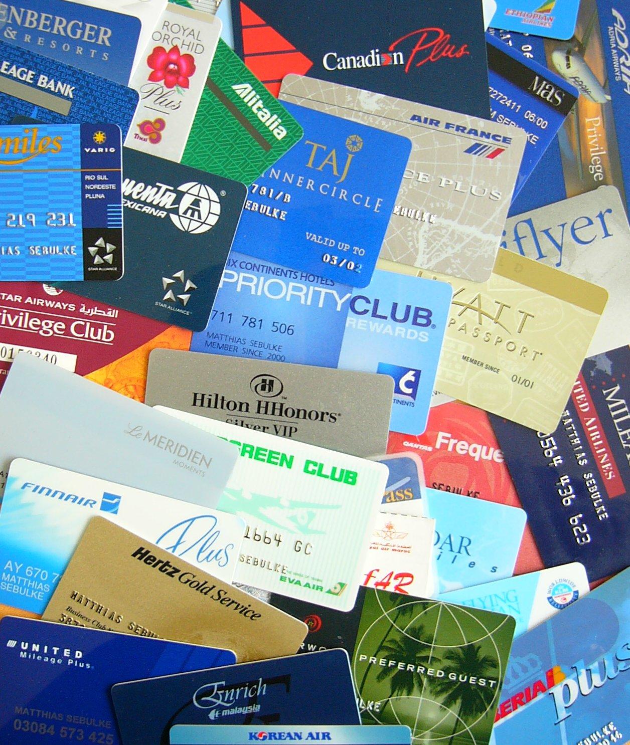 Tailored for Travelers: Cashback Card Recommendations for Frequent Flyers